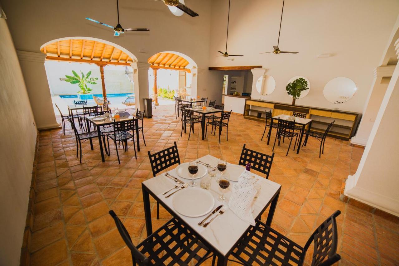 Karakali Boutique Hotel Момпос Екстер'єр фото