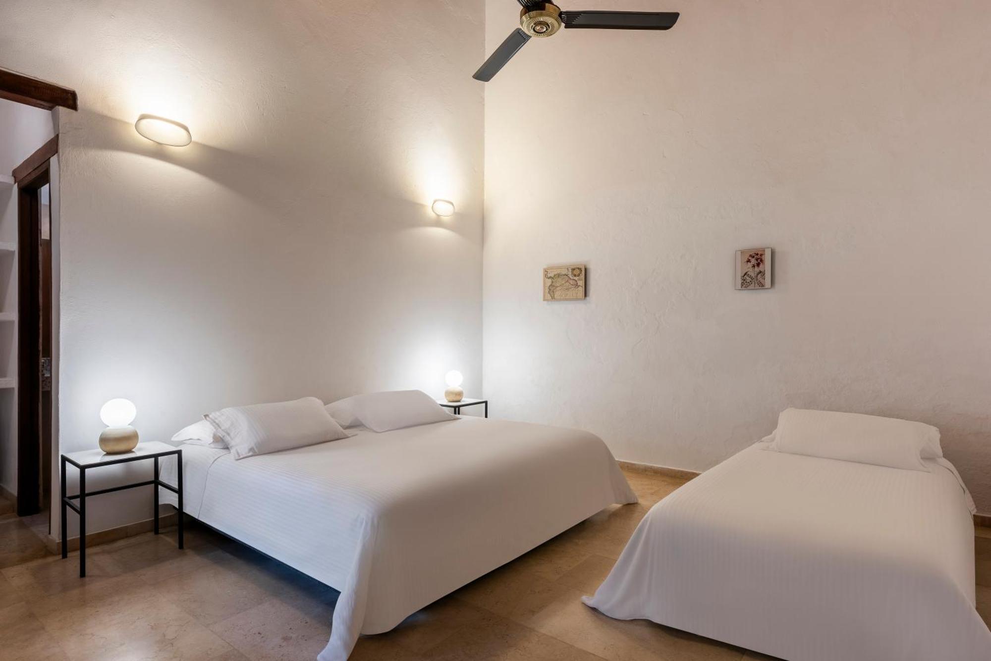 Karakali Boutique Hotel Момпос Екстер'єр фото